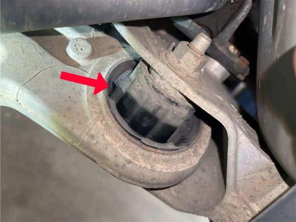 When to Replace Control Arms: Symptoms, Inspection, and Cost Guide